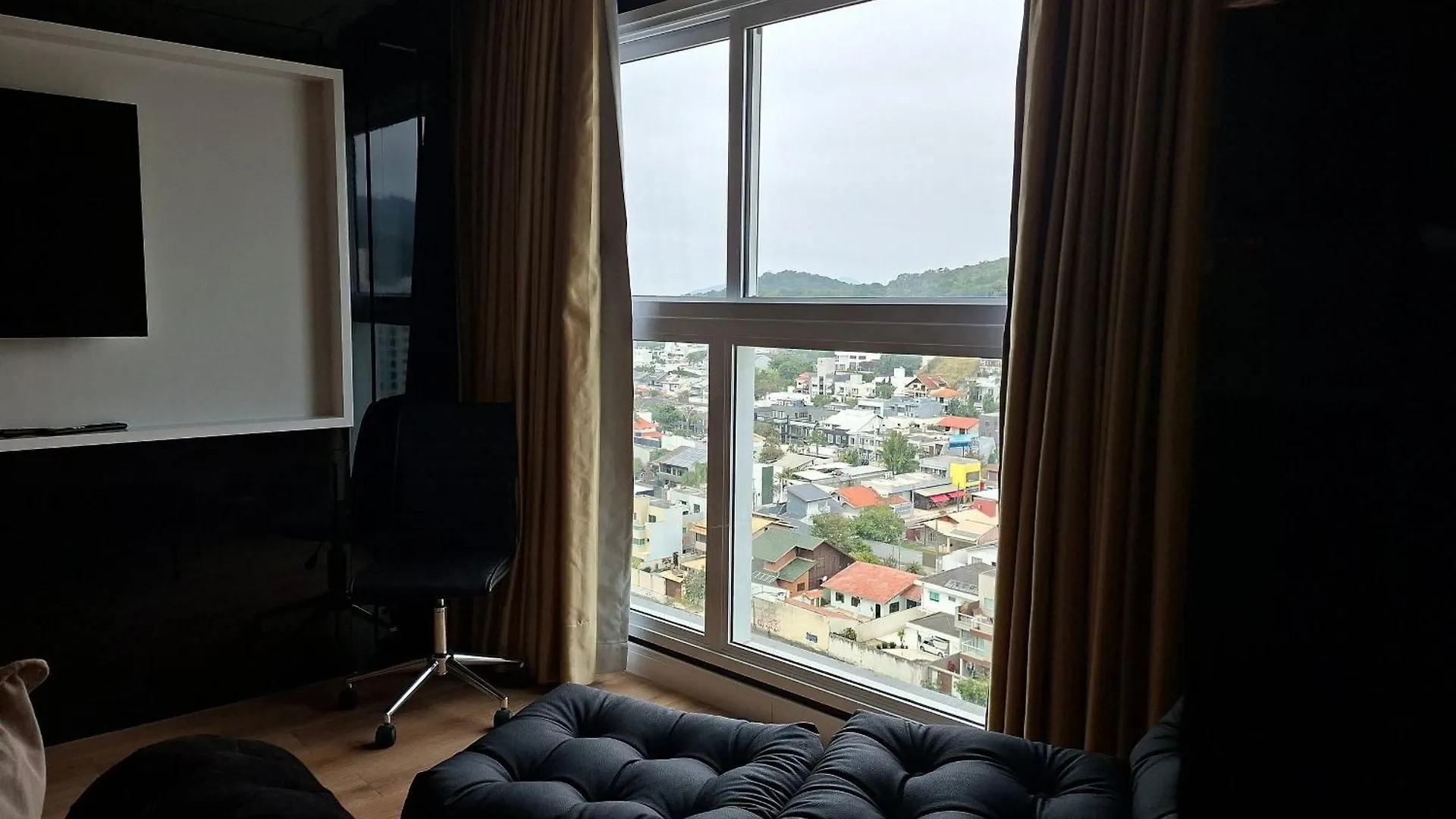 Apartamentos A 850M Da Praia Brava - Rcx شقة Itajaí